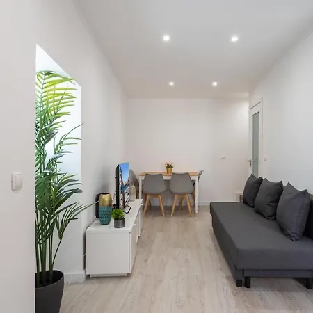 Welcoming Adorable House - Ace Location