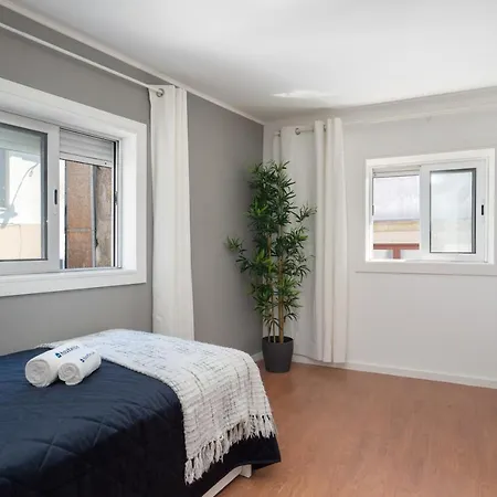 Welcoming Adorable House - Ace Location