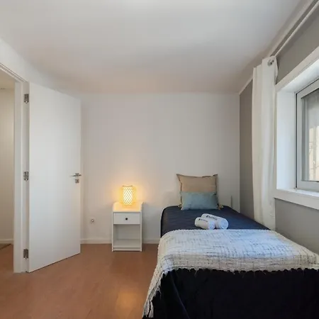 Welcoming Adorable House - Ace Location Hébergement de vacances *